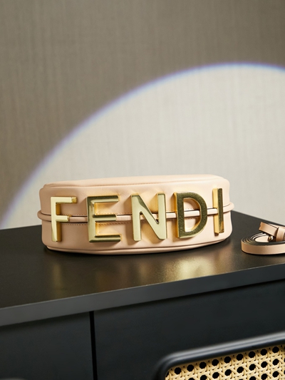 フェンディバッグ内部構造